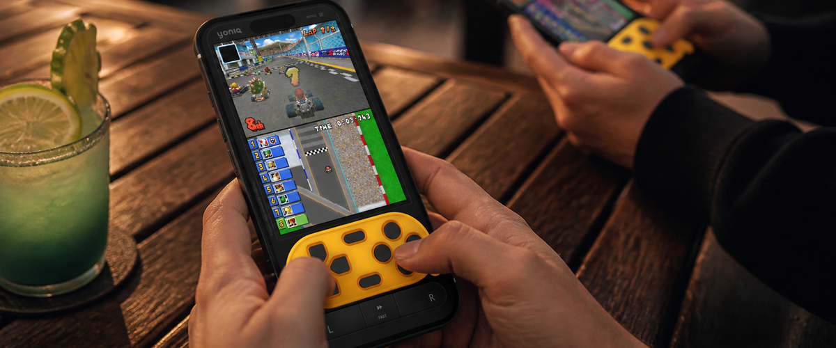 yoniQ RetroCore handheld gaming system